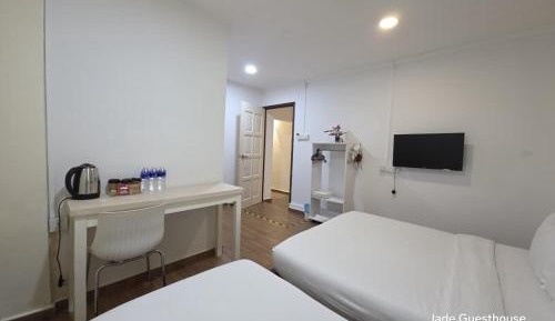 Triple Room with Private Bathroom
