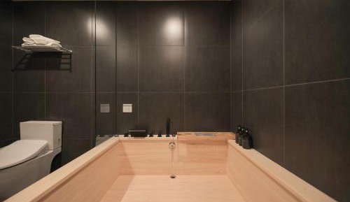 Suite with Spa Bath