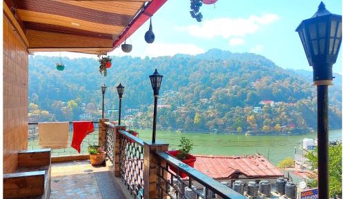 Double Room with Lake View