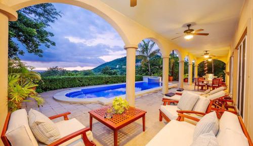 Deluxe Villa