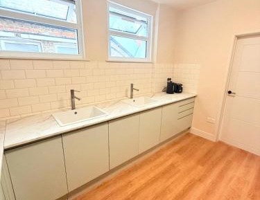 Standard Triple Studio