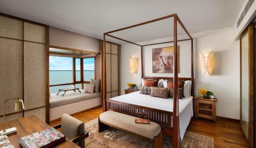 Suite with River View