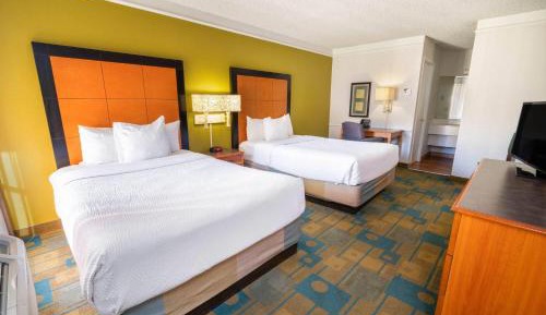 Standard Room with Two Double Beds - Non-Smoking