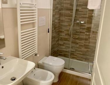 Large Single Room