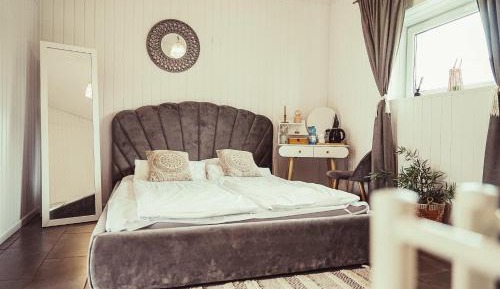 Quadruple Room with Private Bathroom