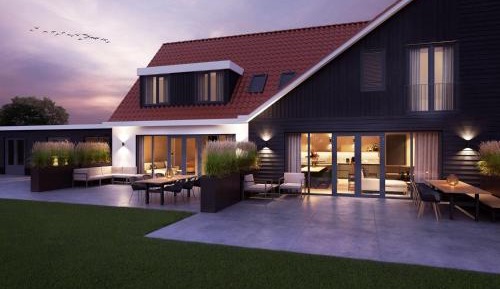 Three-Bedroom Holiday Home 