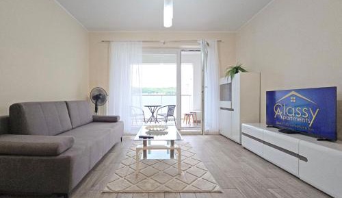 One-Bedroom Apartment with Balcony