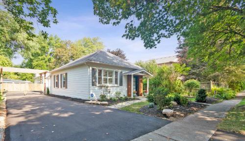 One-Bedroom House