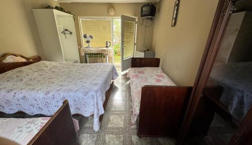 Quadruple Room with Bathroom