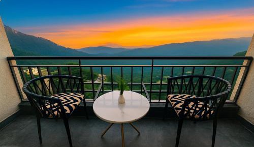 King Room with Mountain View