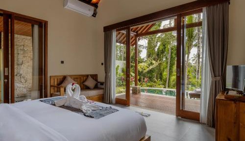 Villa with Private Pool