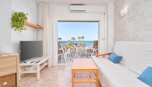 Superior One-Bedroom Apartment with Balcony