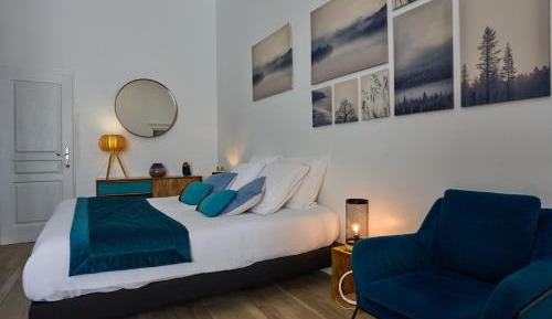 Suite Blue 