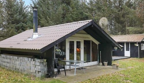 Three-Bedroom Holiday Home 