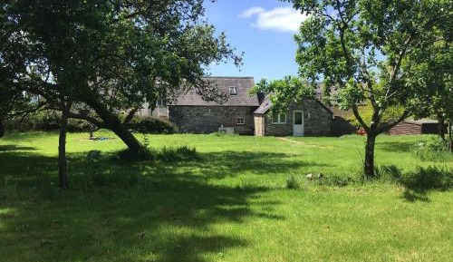 Cottage with Garden View