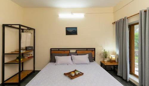 Double Room with Mountain View