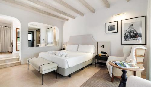 Junior Suite with Garden View