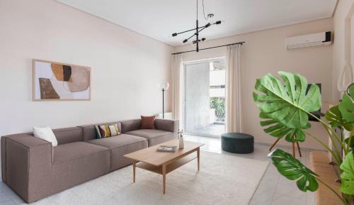 Three-Bedroom Apartment with Balcony