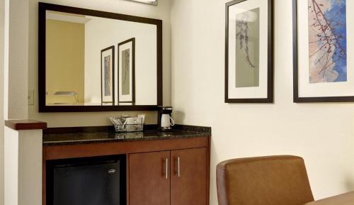 King Room with Sofa Bed