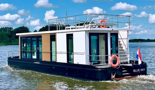 Houseboat