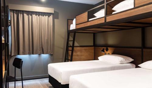 Standard Room with Four Single Beds