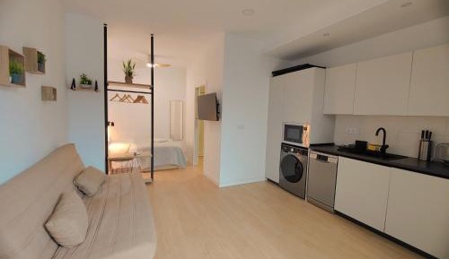 One-Bedroom Apartment
