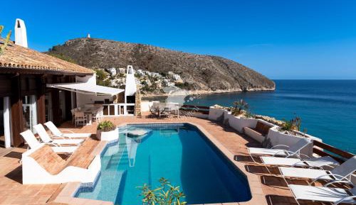 Villa with Sea View