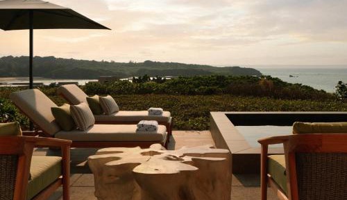 Oceanview Villa King