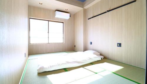 Japanese-Style Room