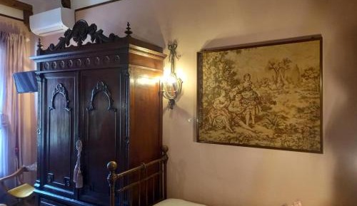 Quadruple Room with Private Bathroom