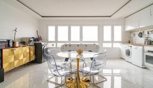 Two-Bedroom Apartment with City View