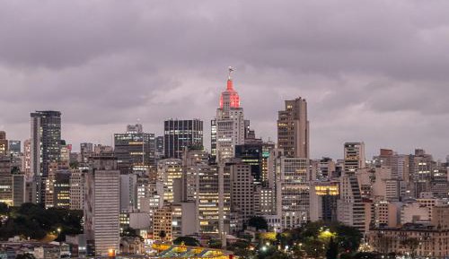 Apartment with City View