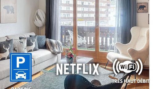 Two-Bedroom Apartment with Mountain View