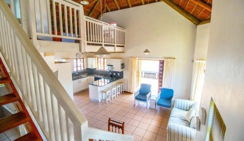 Three-Bedroom Holiday Home 