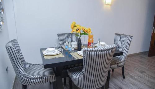 Superior One-Bedroom Apartment