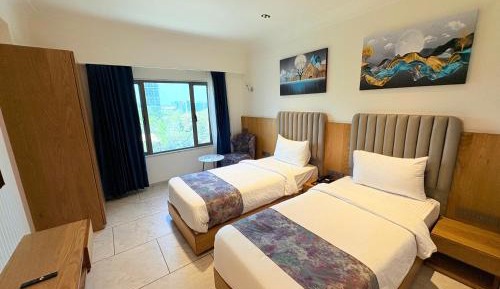 Standard Twin Room