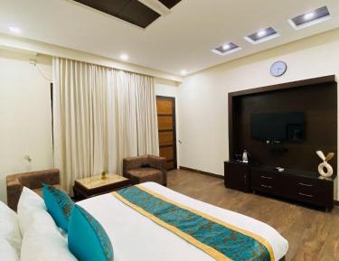 Superior Queen Room