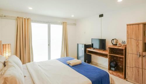 Deluxe Double Room with Shower