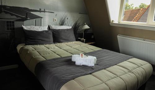 Small Single Room