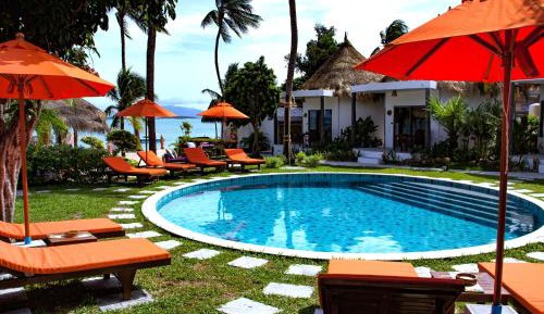 Classic Pool View Bungalow