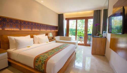 King Room with Pool Access
