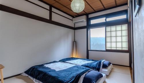 Twin Room with Mountain View