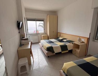 Triple Room with Sea View