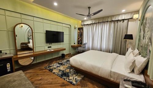 Superior King Room