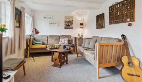 Three-Bedroom Holiday Home 