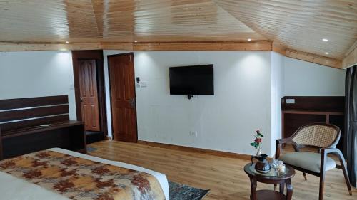 Superior King Room