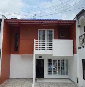 Three-Bedroom Townhouse