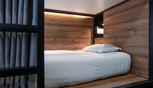 Bed in 4-Bed Mixed Dormitory Room