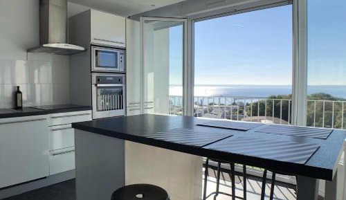 Apartment with Sea View