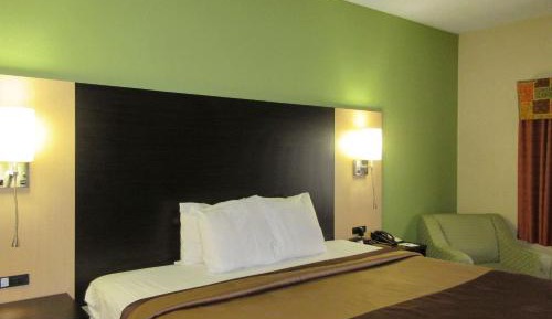 King Room - Non-Smoking